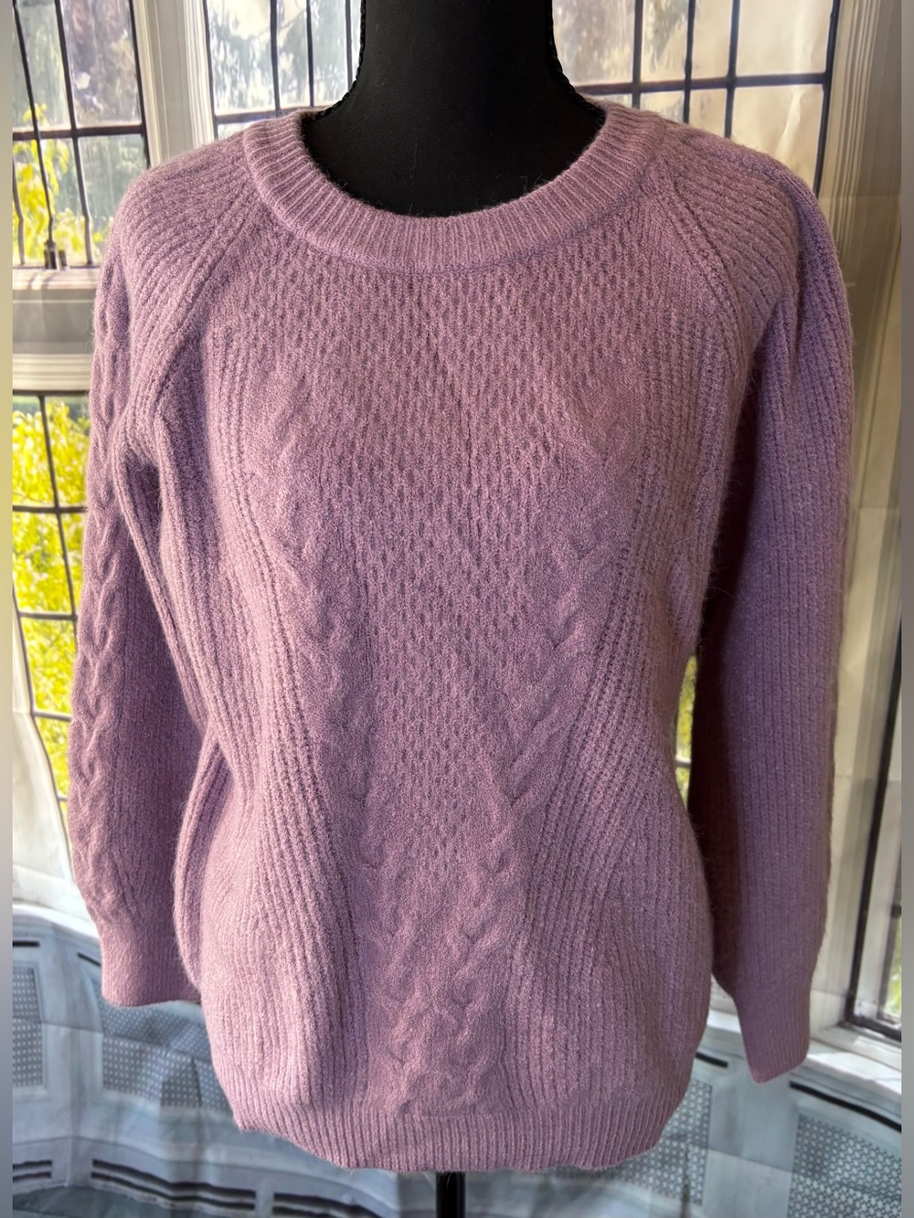 S.Christina Lavender Cable-Knit Cashmere Sweater